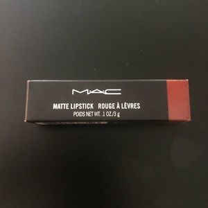 MAC matte lipstick in Whirl